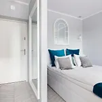 Elite Apartments City Center Studio